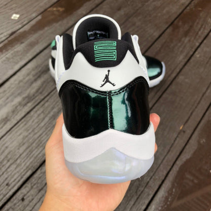 Air Jordan 11