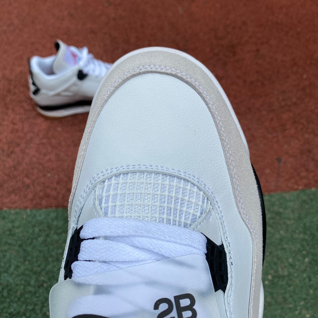 Air Jordan 4