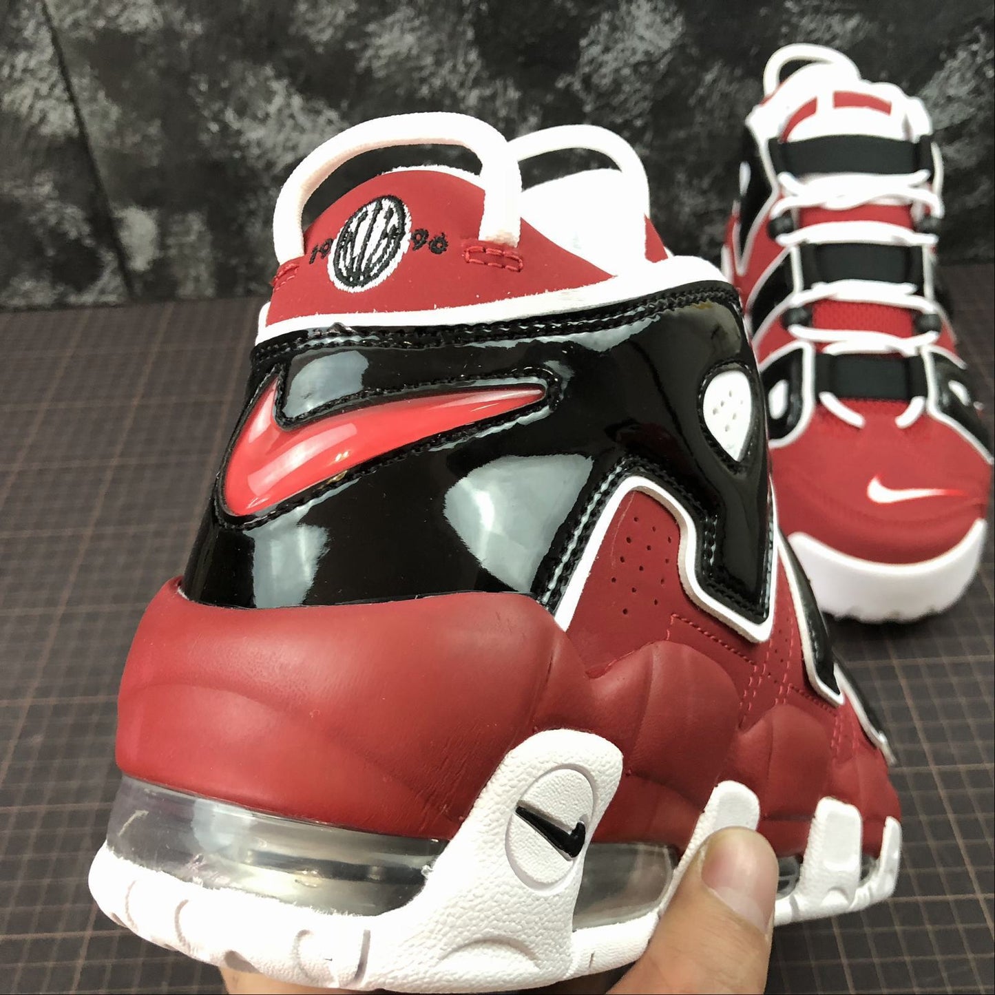 Nike Air More Uptempo