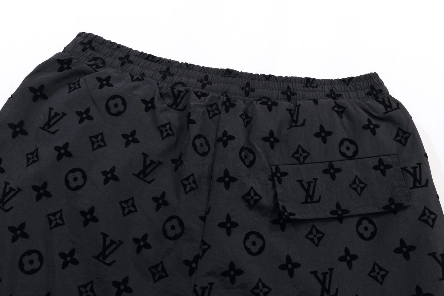 Corto Louis Vuitton
