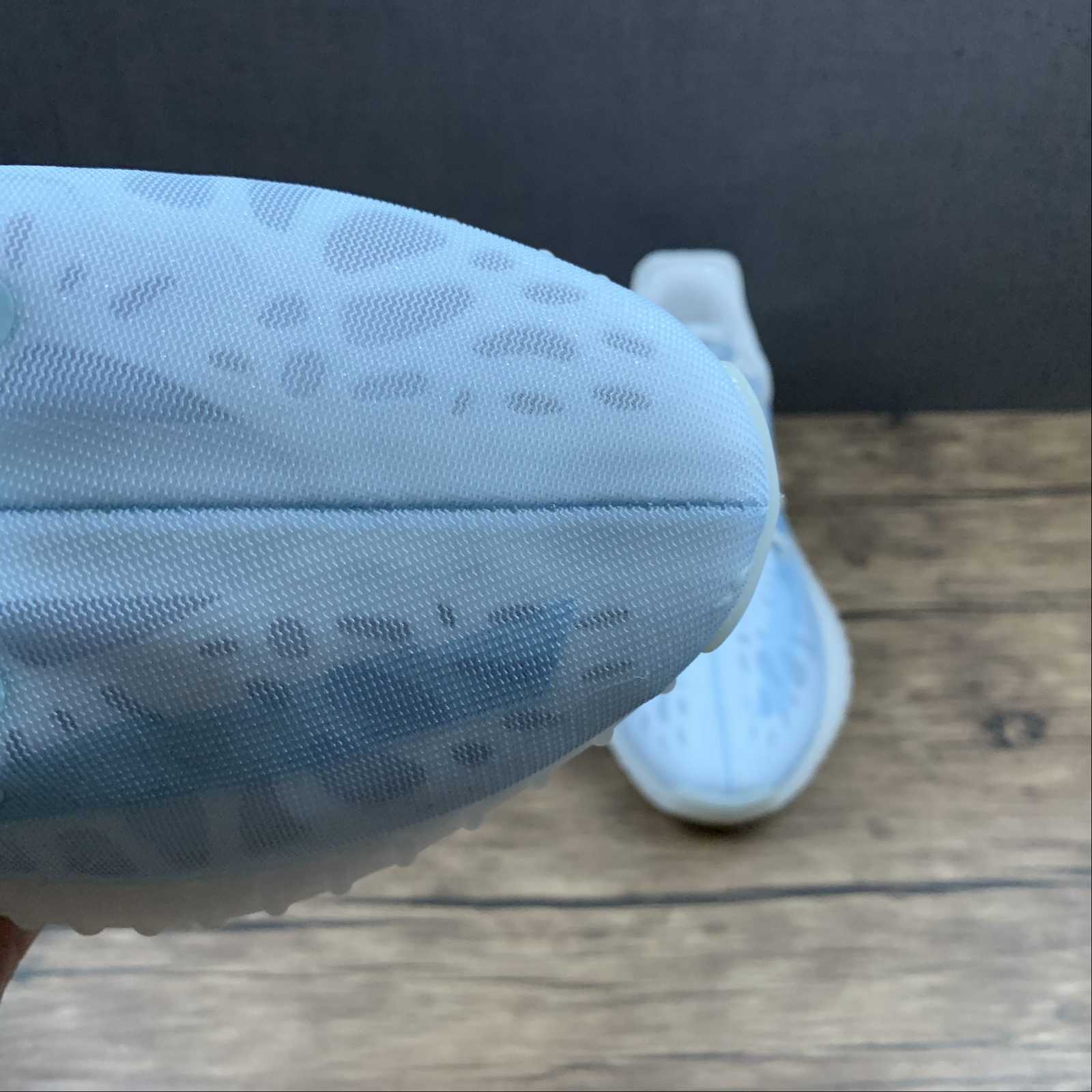 Adidas Yeezy Boost 350 V2