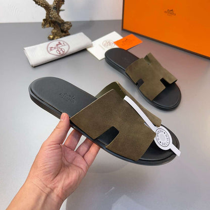 Chinelo Hermes