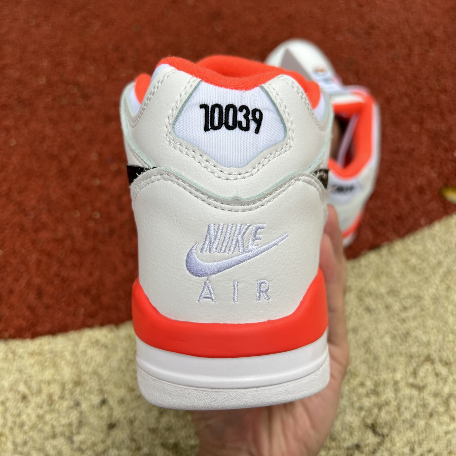 Air Jordan 4