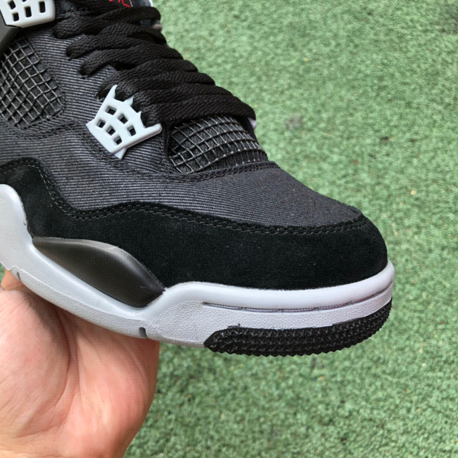 Air Jordan 4