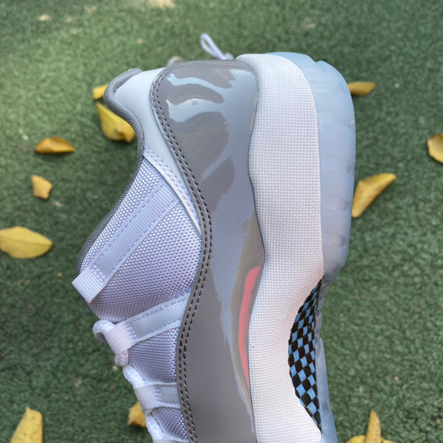 Air Jordan 11