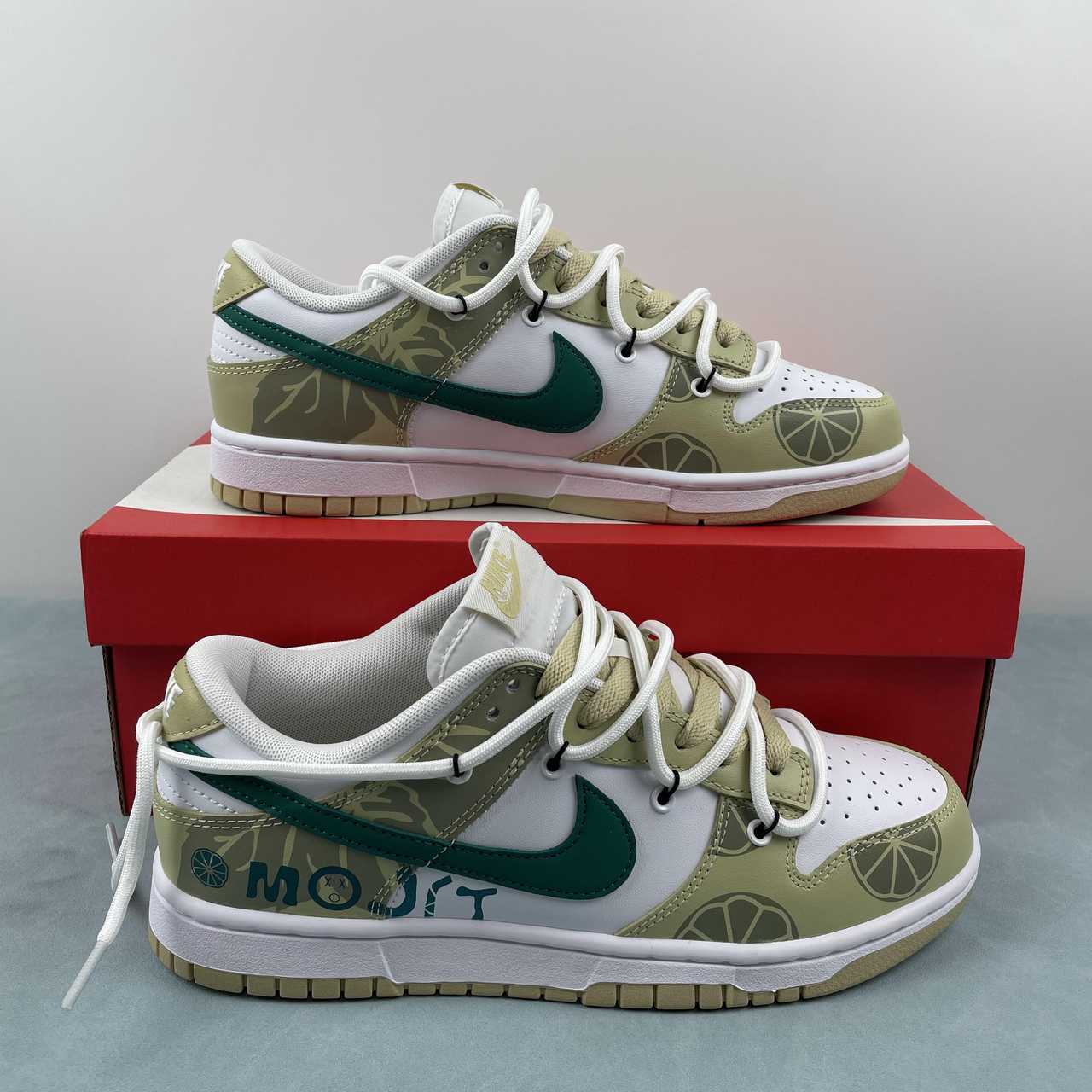 Nike Dunk Low