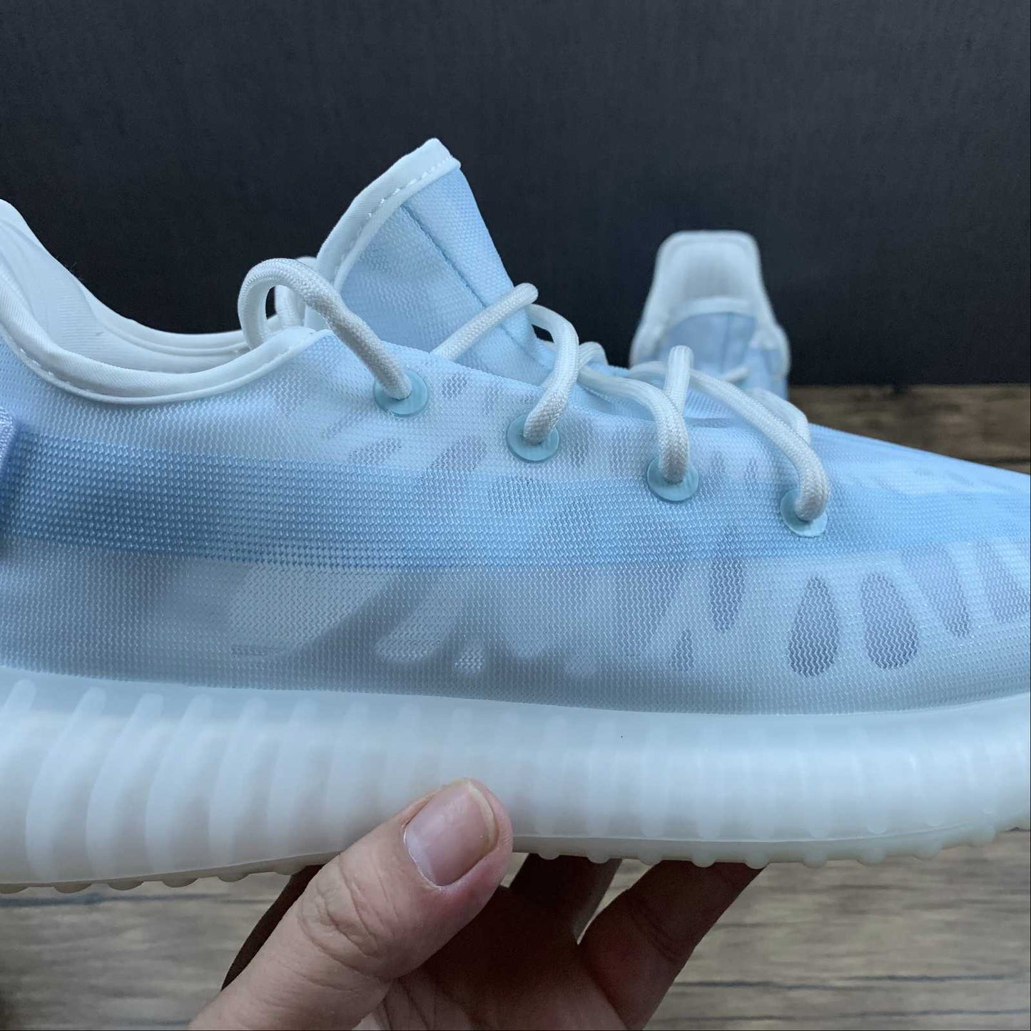 Adidas Yeezy Boost 350 V2