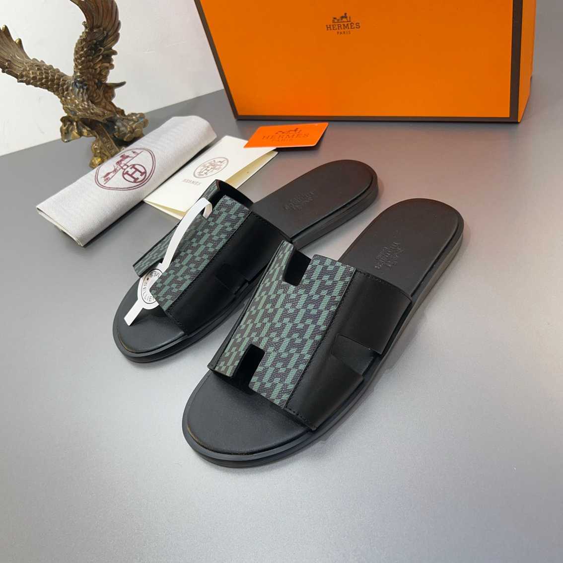 Chinelo Hermes