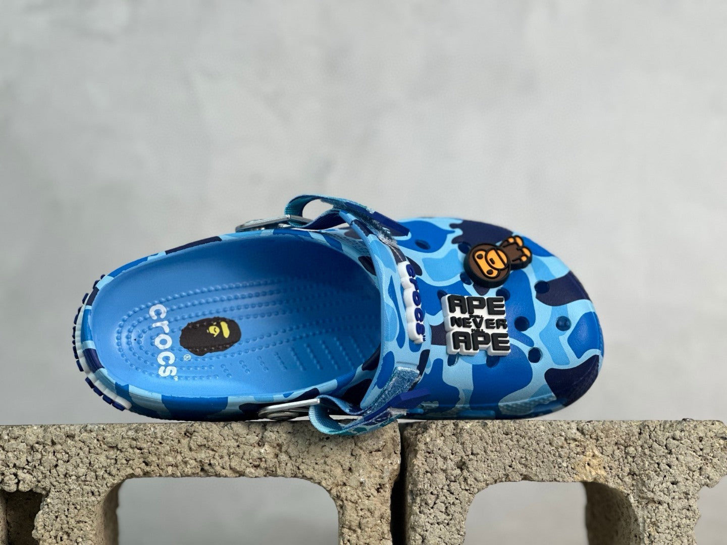 Crocs x BAPE Classic Clog Azul