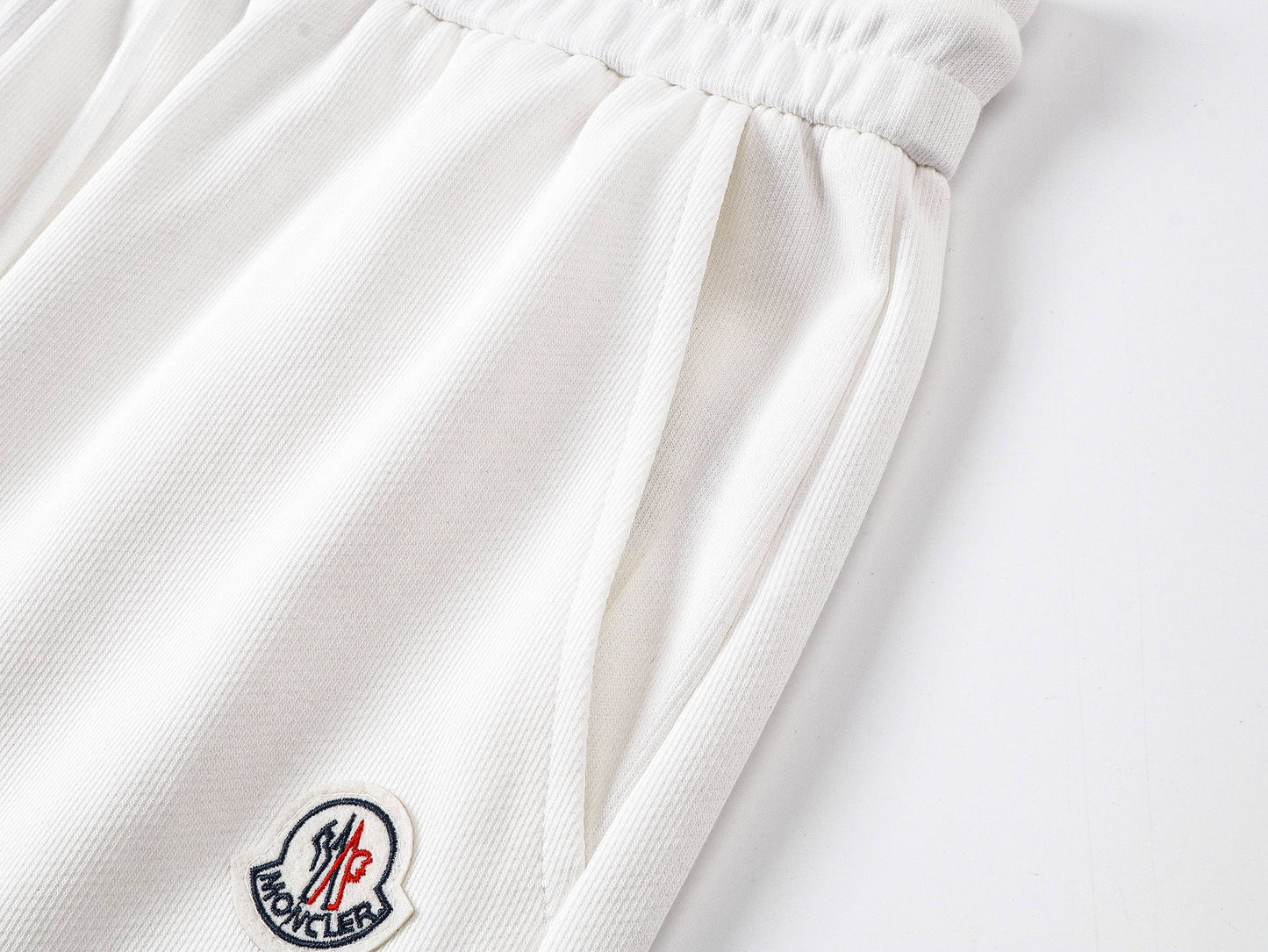 Plumífero corto Moncler