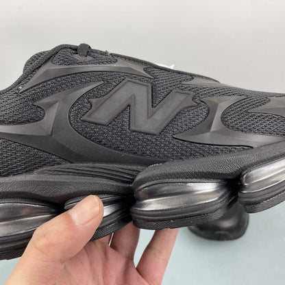 New Balance 2000