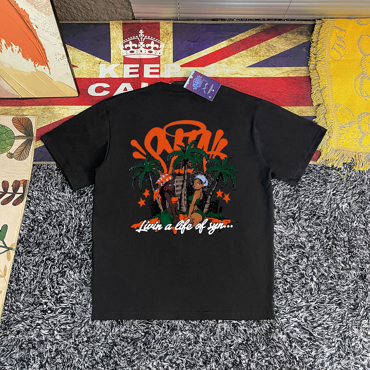 Camiseta Syna World