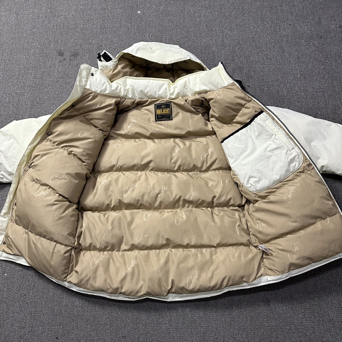 Corteiz B.I.G Bolo Jacket White