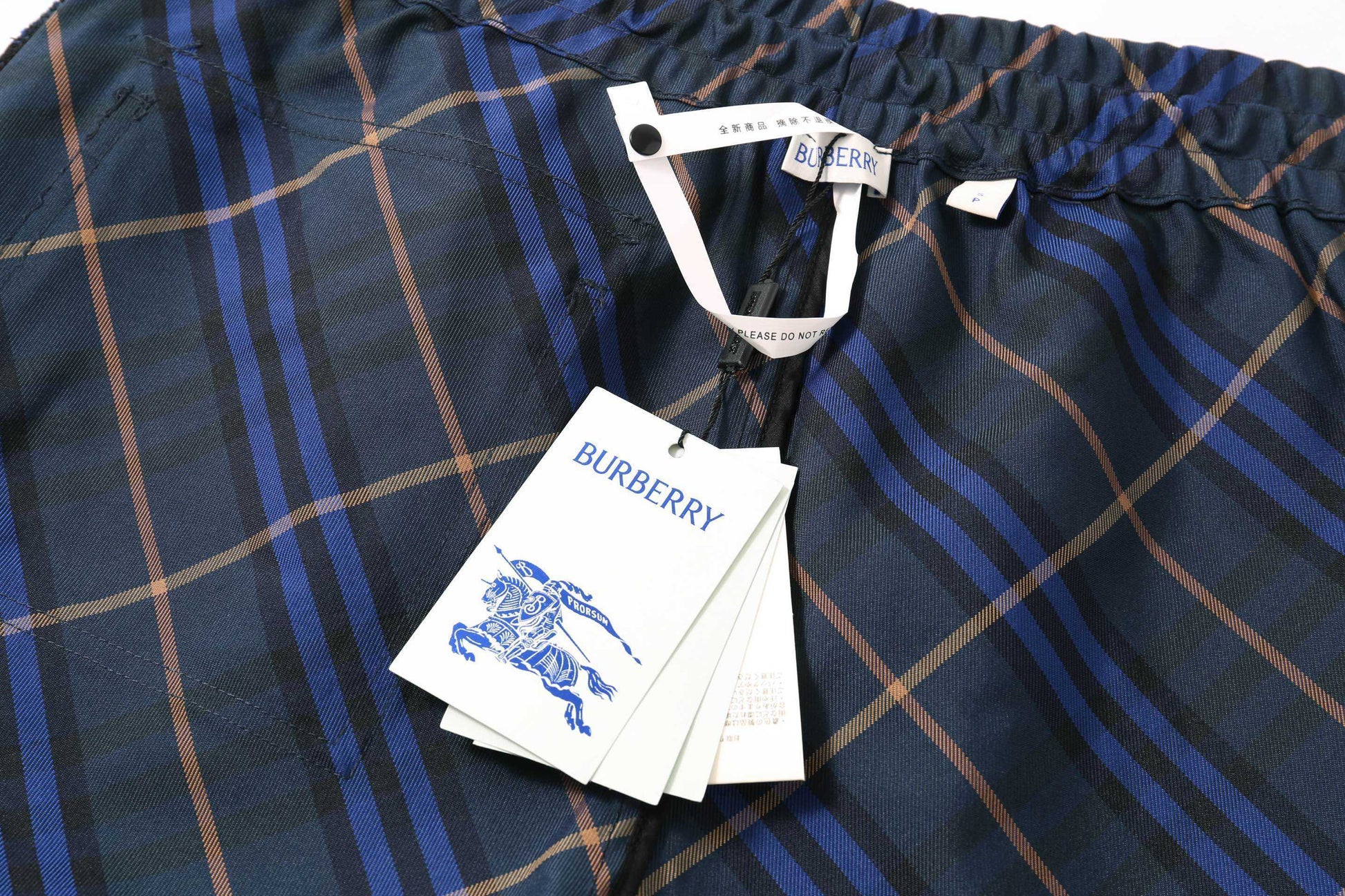 Short Burberry