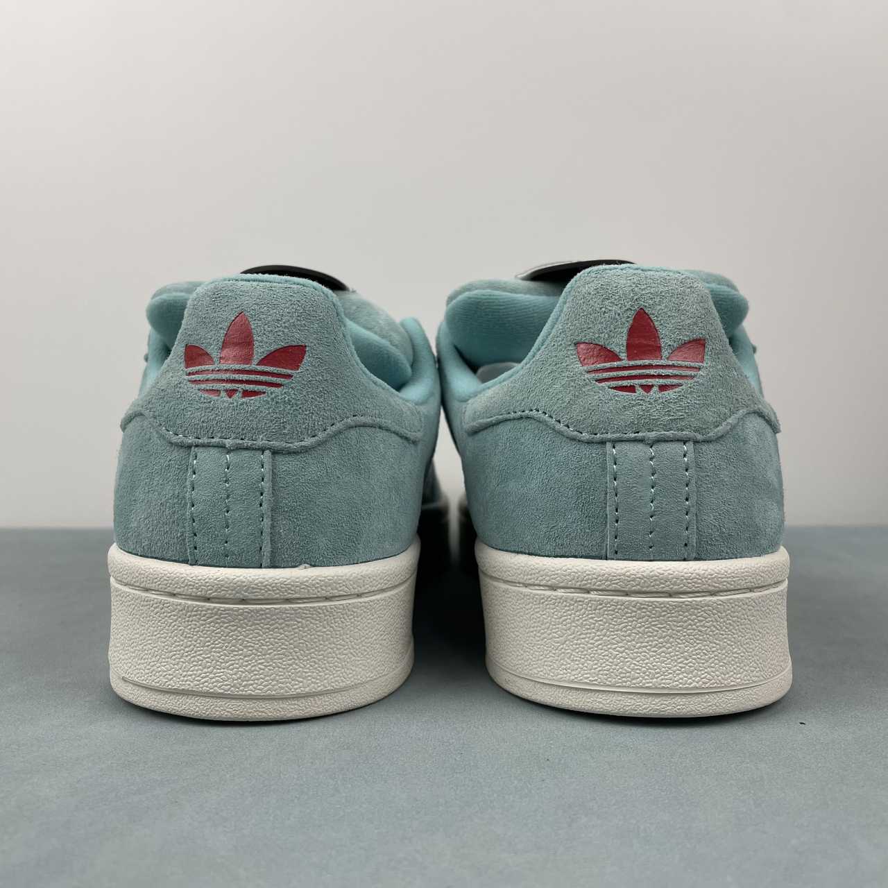 Adidas Campus 00s