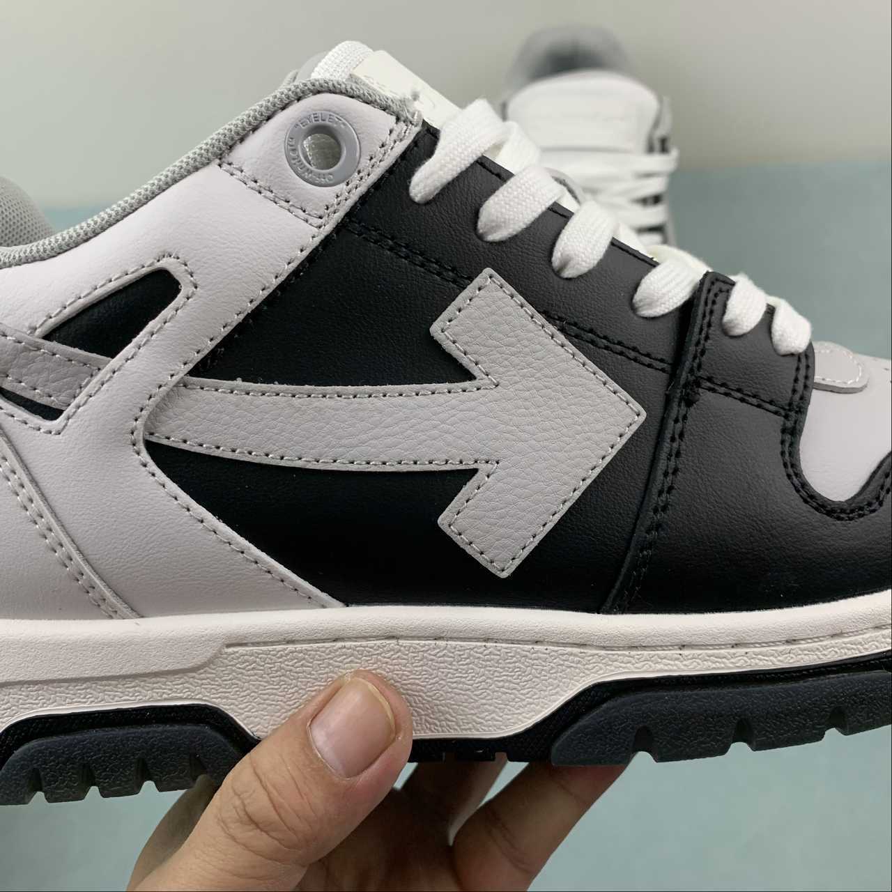 OFF-WHITE Out Of Office "000" Low