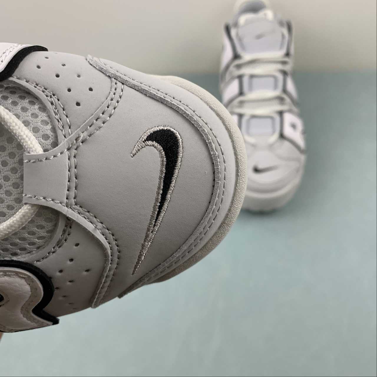 Nike Air More Uptempo