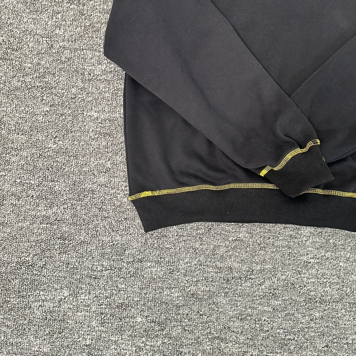 Corteiz Alcatraz Contrast Hoodie Black Yellow