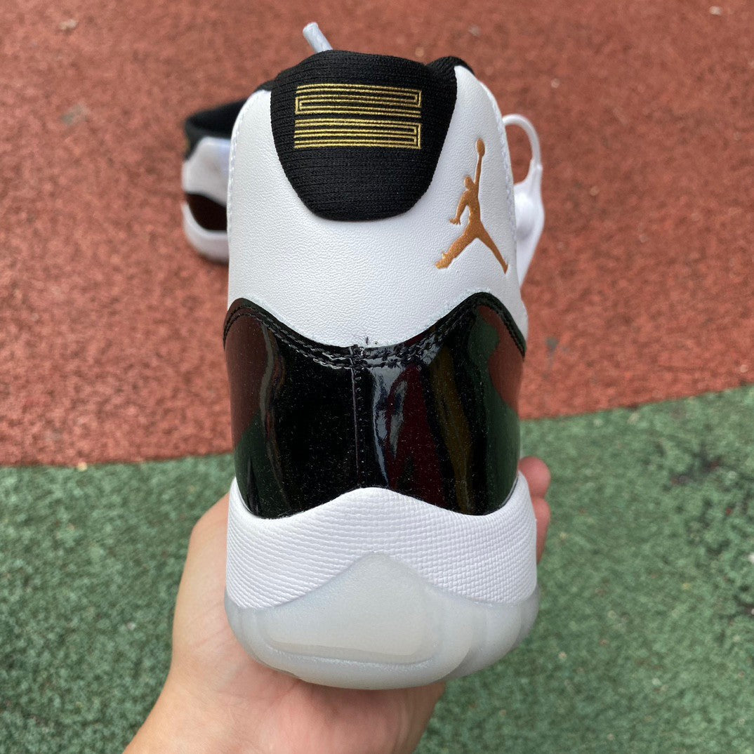 Air Jordan 11