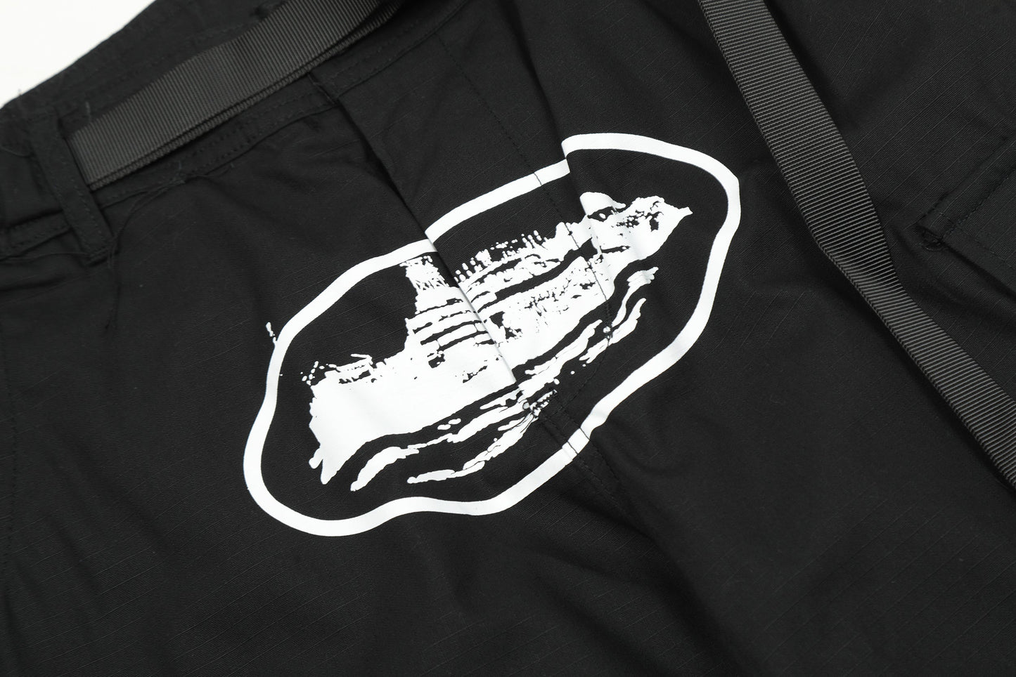 Calça Corteiz Guerillaz Cargo