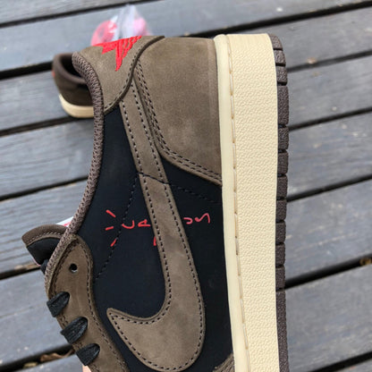 Jordan 1 Low