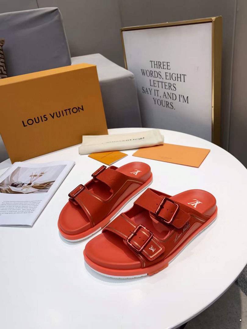 Chinelo Louis Vuitton