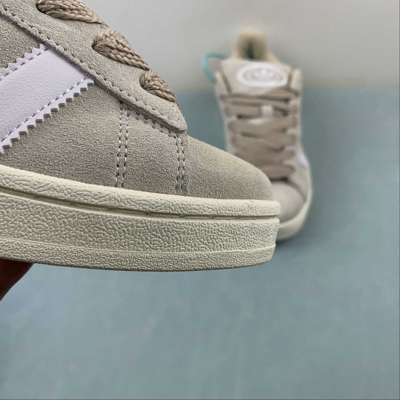 Adidas Campus 00s