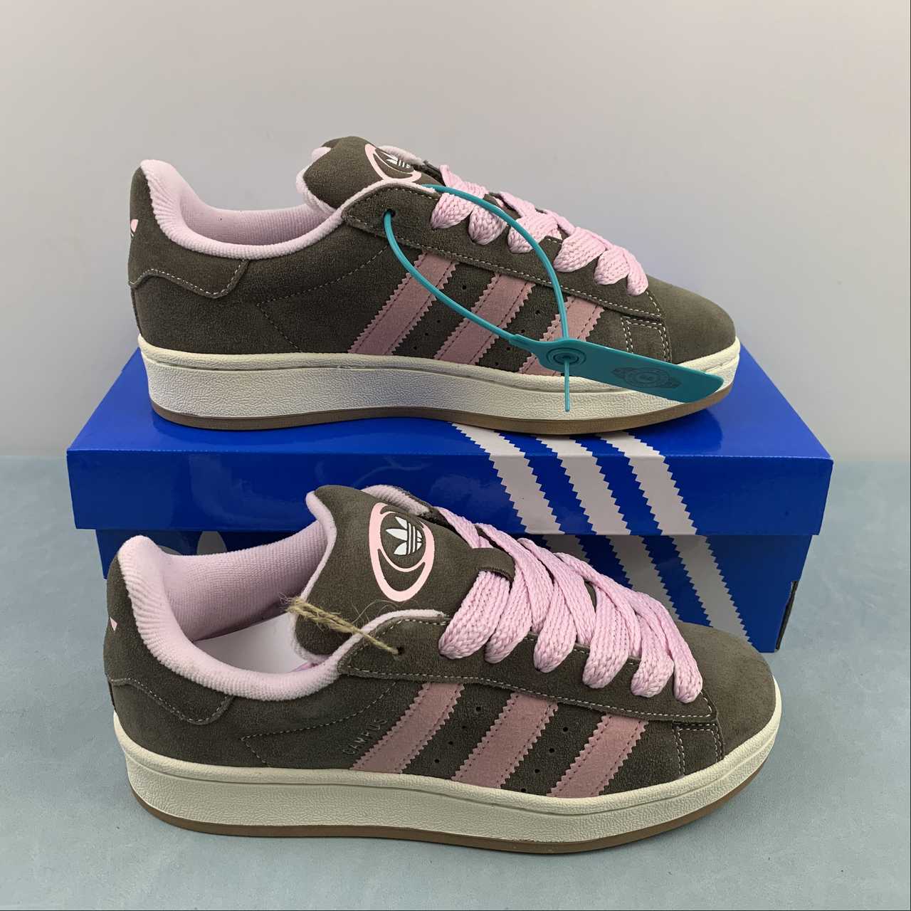 Adidas Campus 00s
