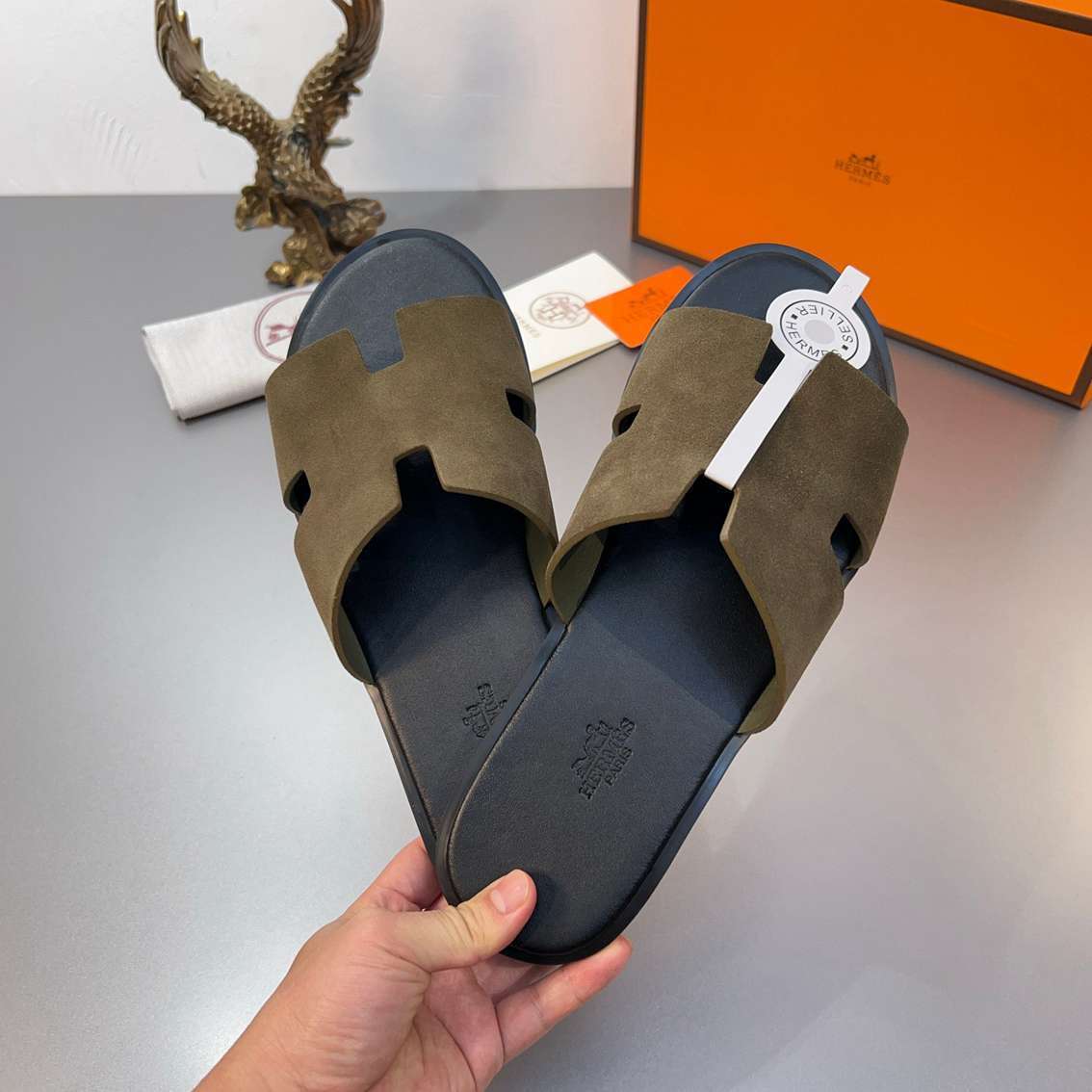 Chinelo Hermes