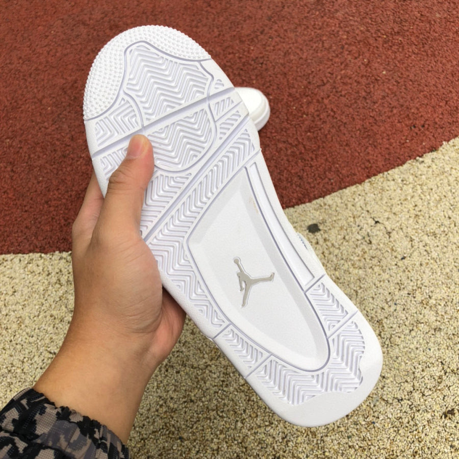 Air Jordan 4