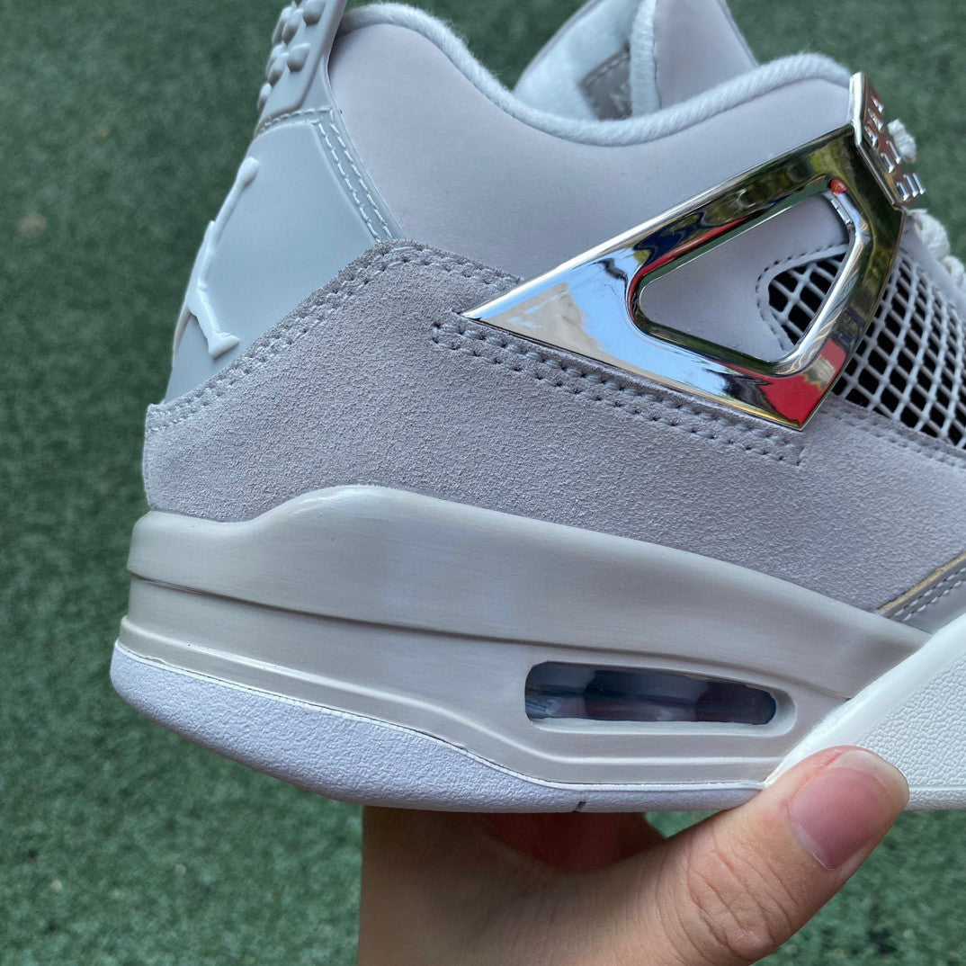 Air Jordan 4