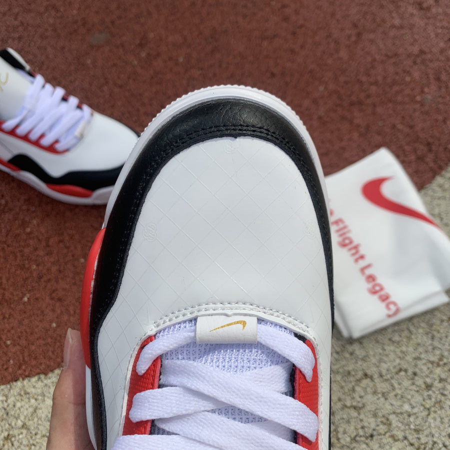 Air Jordan 4