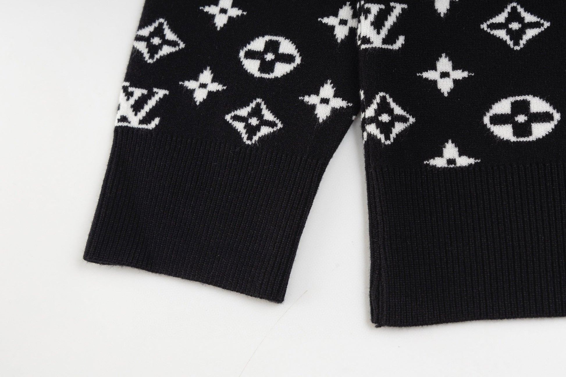 Louis Vuitton Sweater