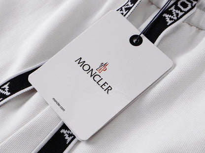 Moncler Corto