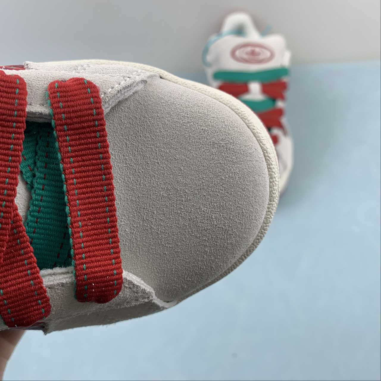 Adidas Campus 00s