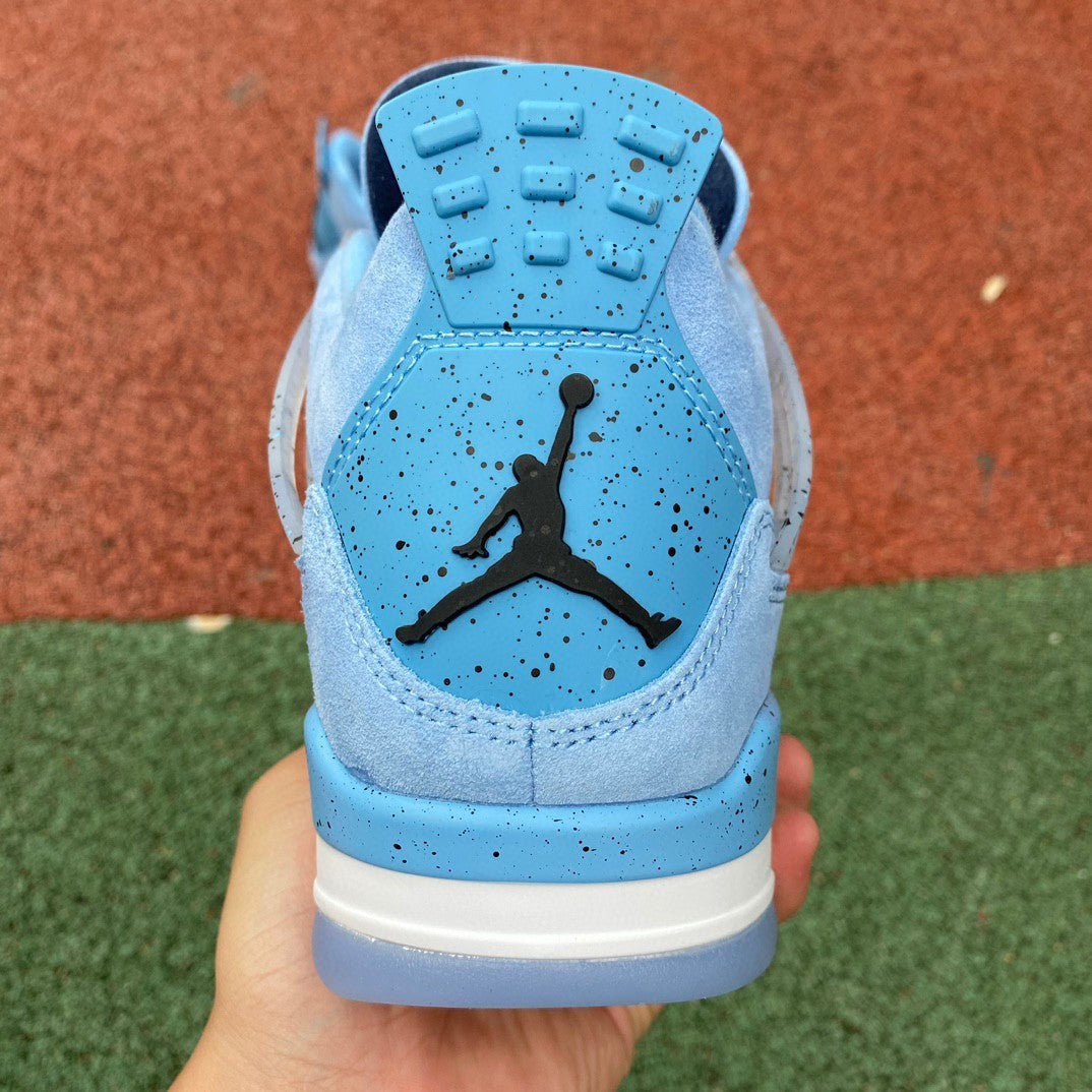 Air Jordan 4
