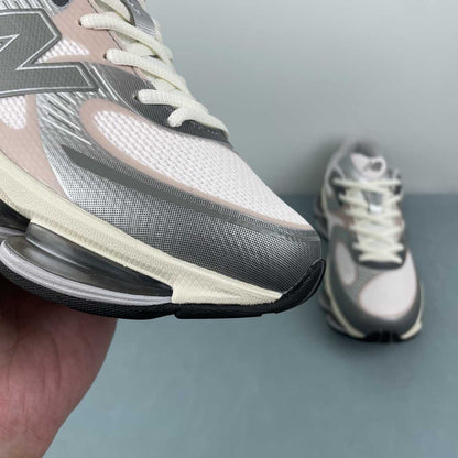 New Balance 2000