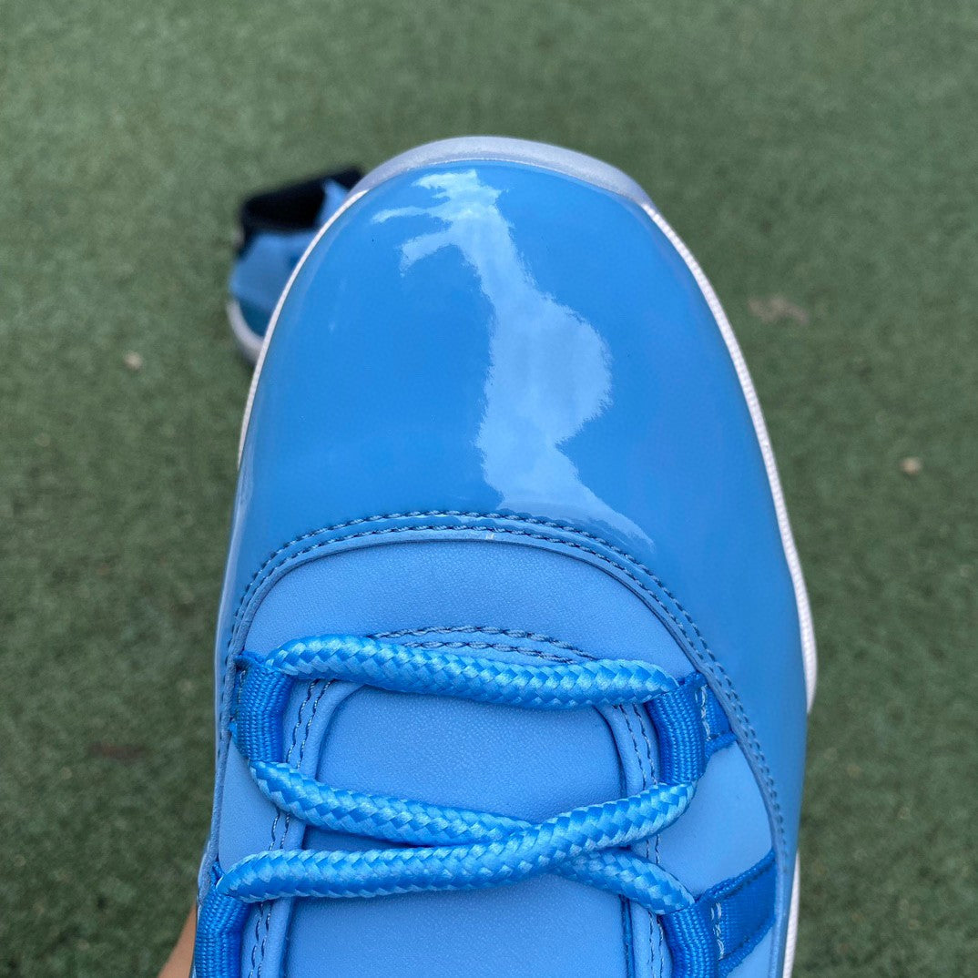 Air Jordan 11