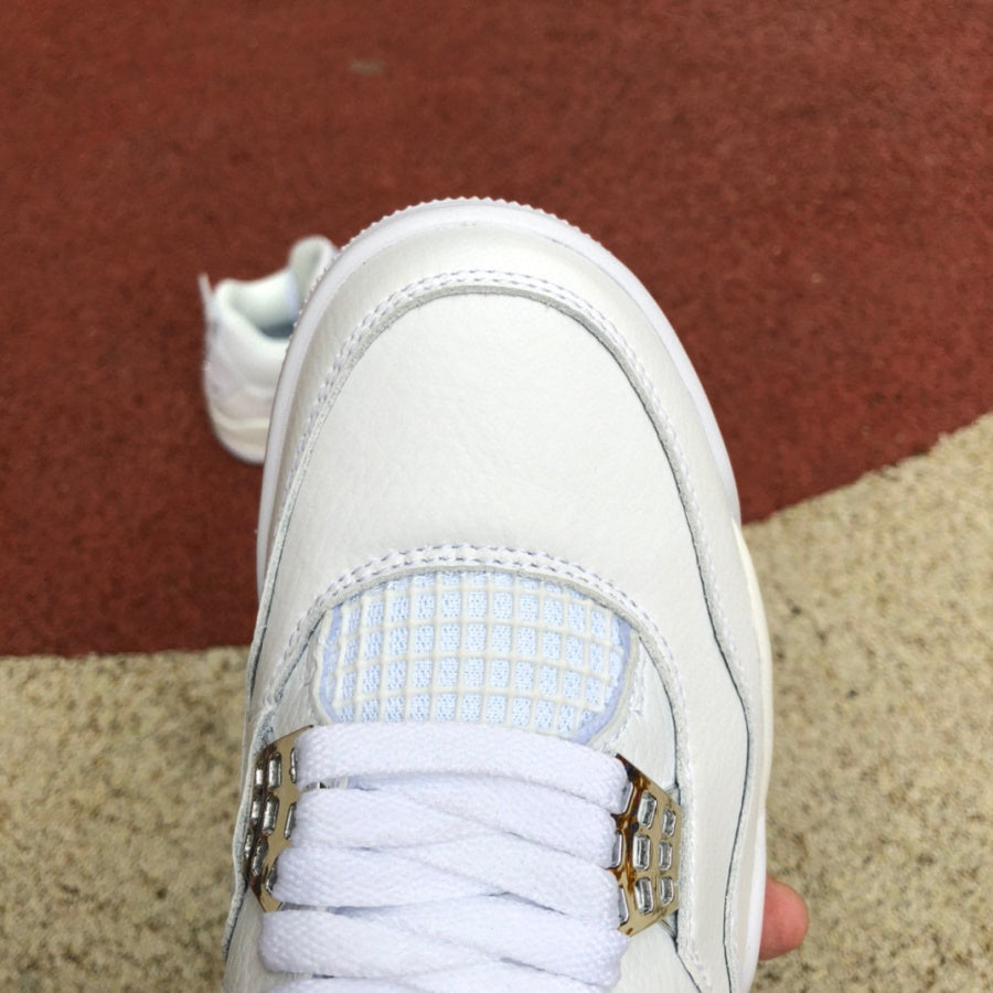 Air Jordan 4