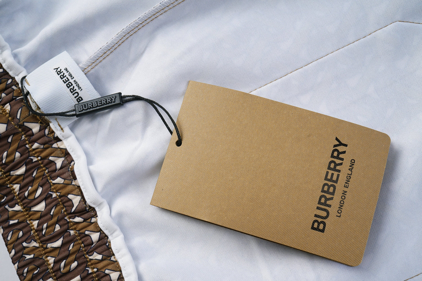 Short Burberry