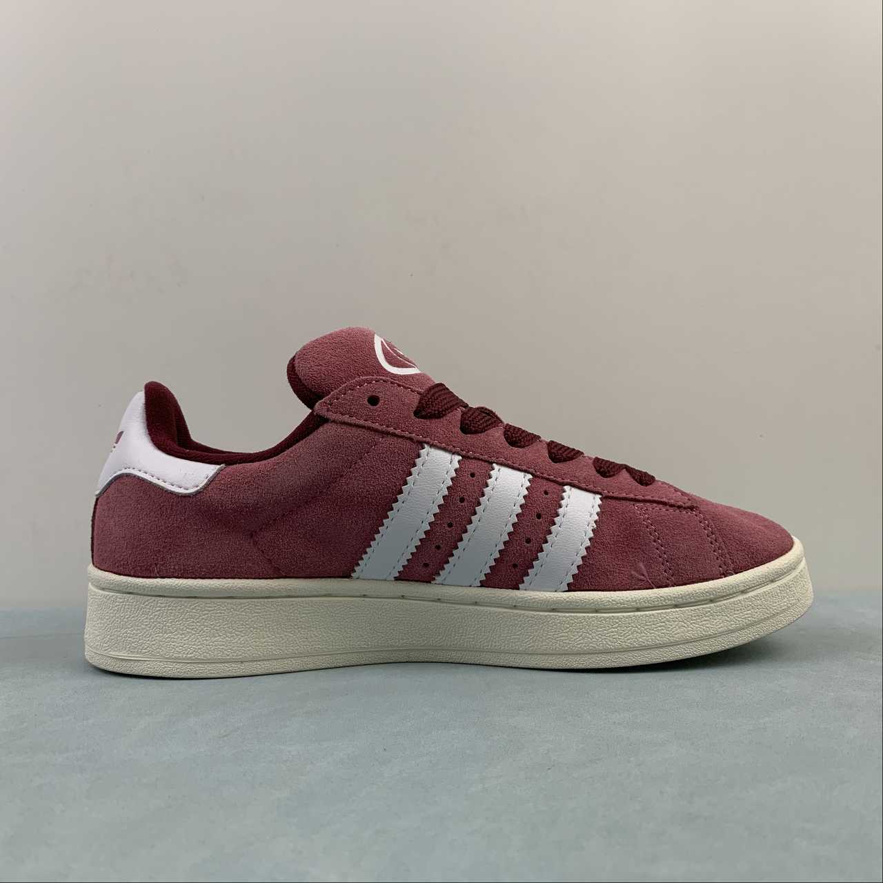 Adidas Campus 00s
