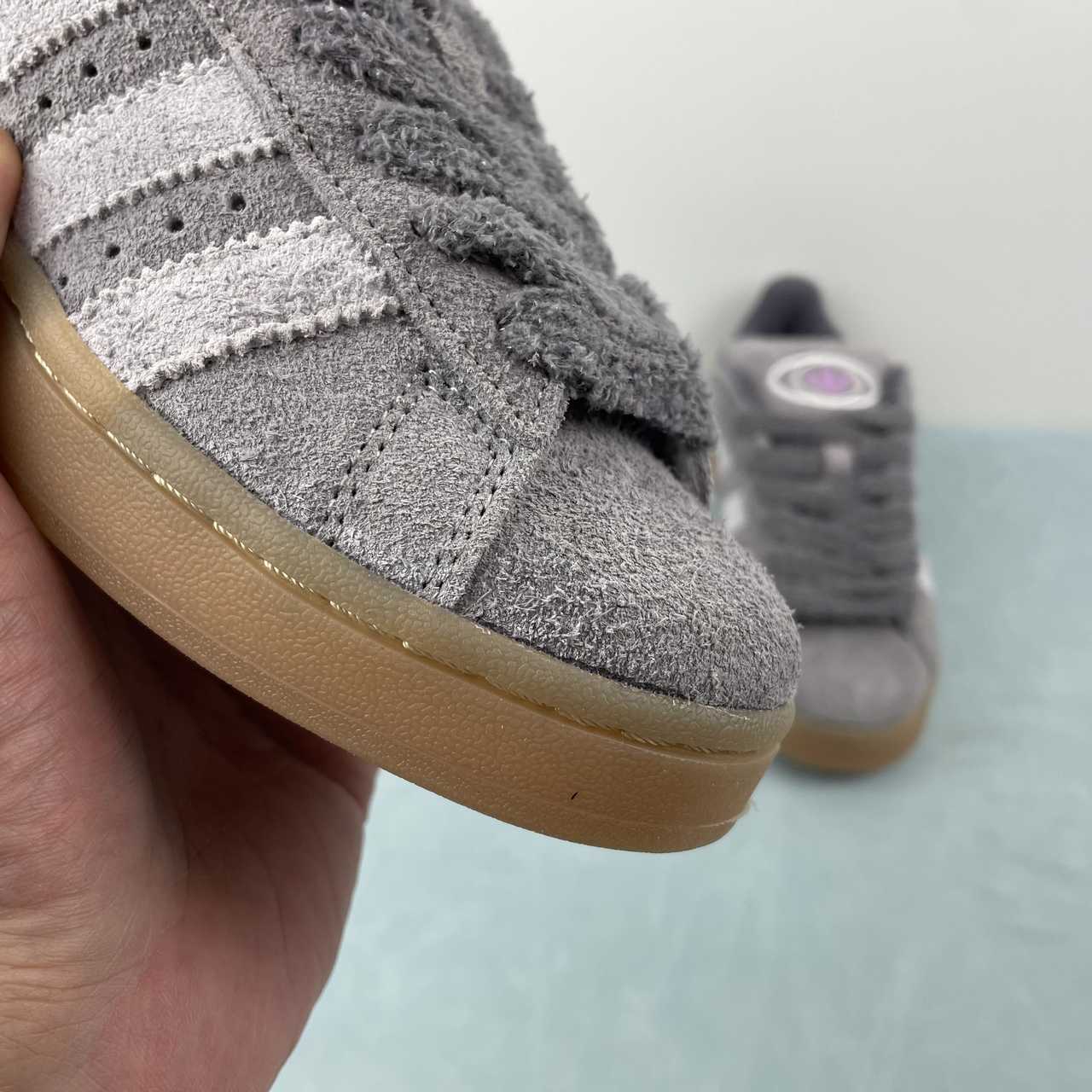 Adidas Campus 00s