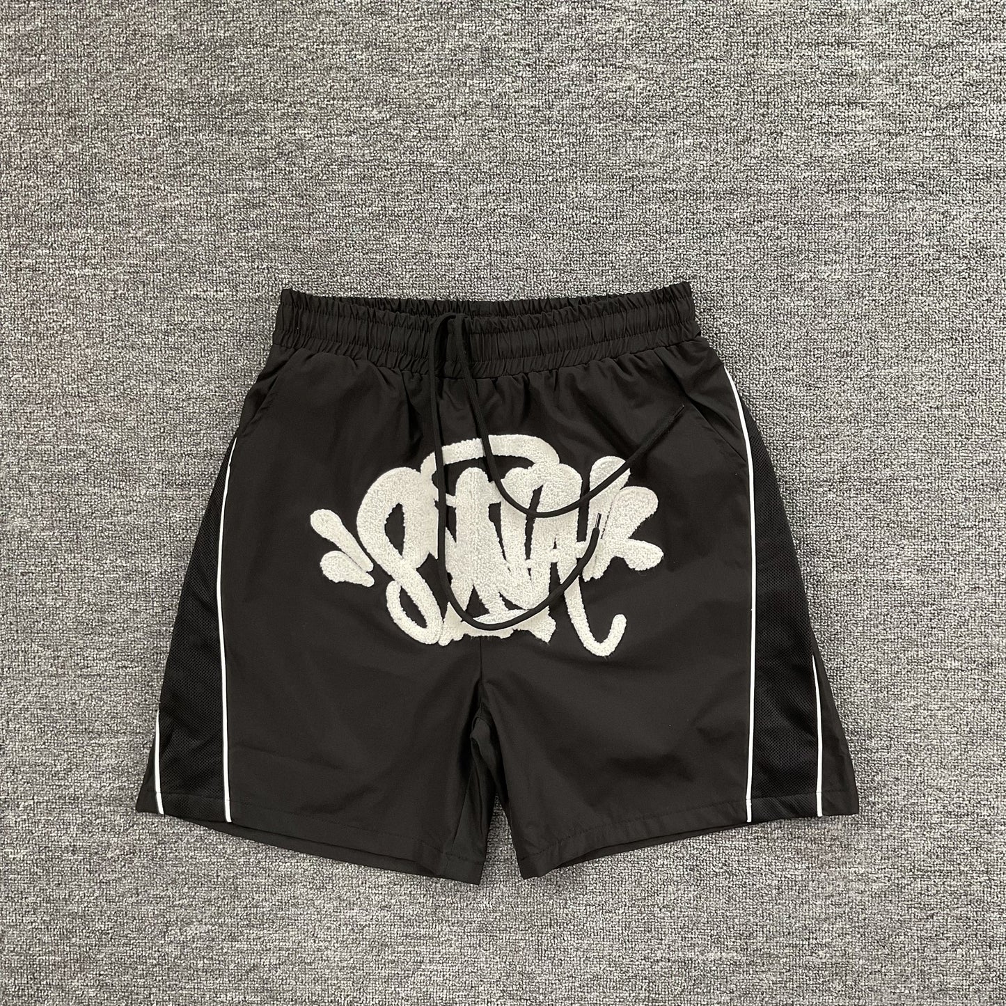 Syna World Short