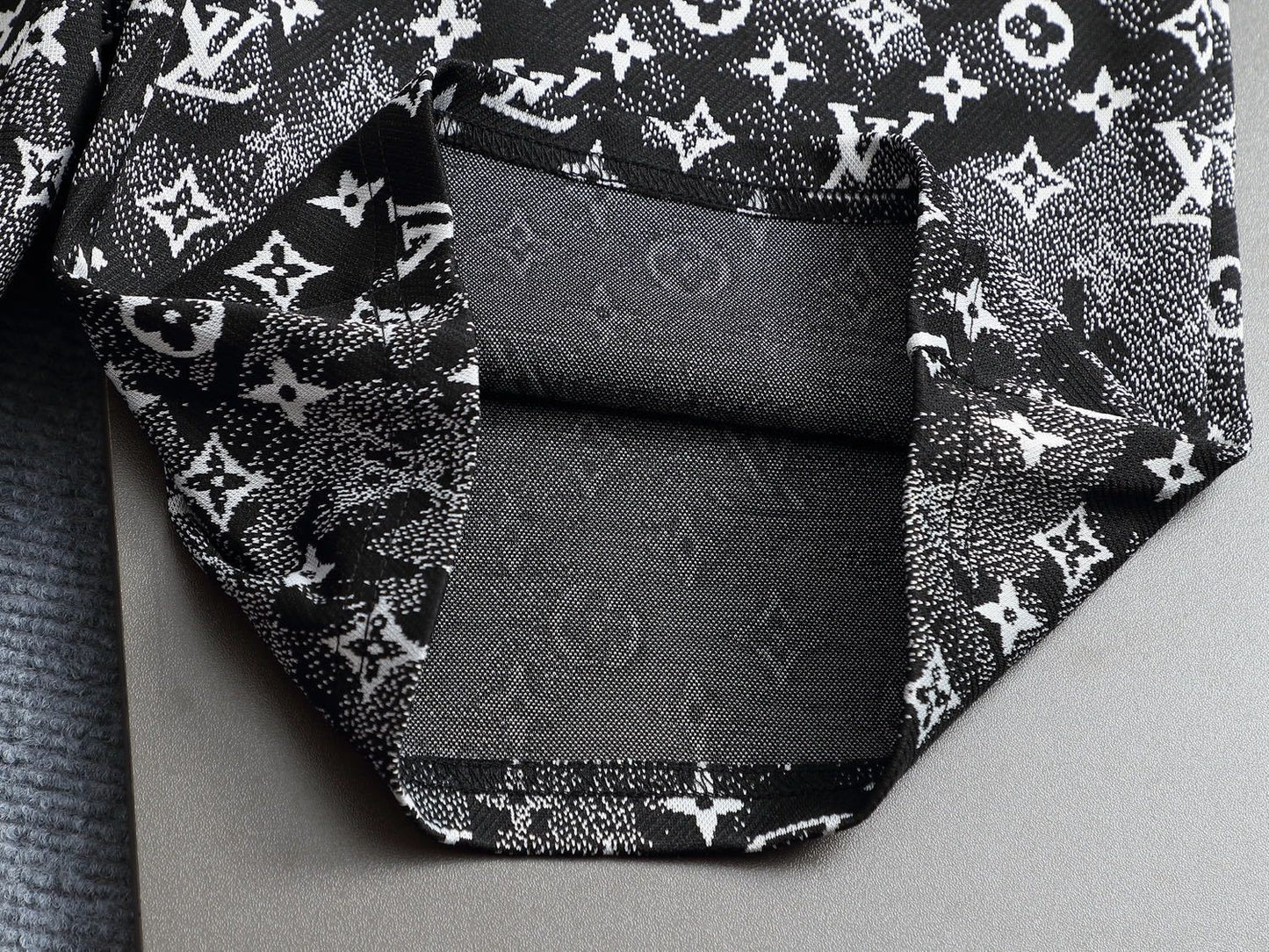Corto Louis Vuitton