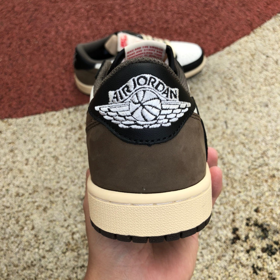 Jordan 1 Low