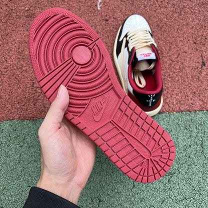 Jordan 1 Low