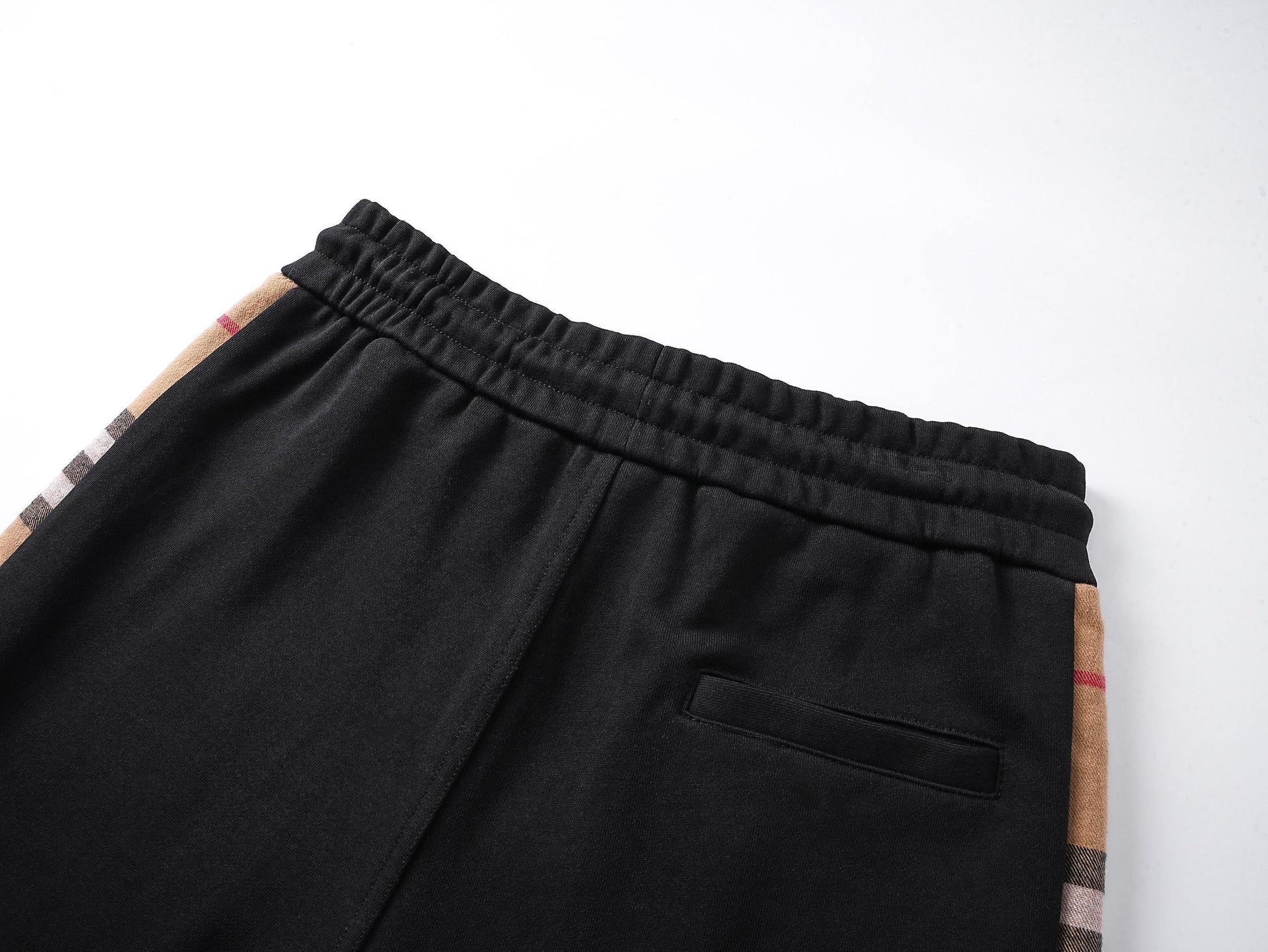 Short Burberry