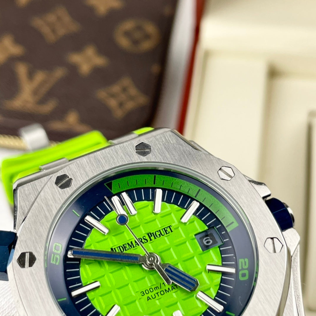 Royal Oak Medium