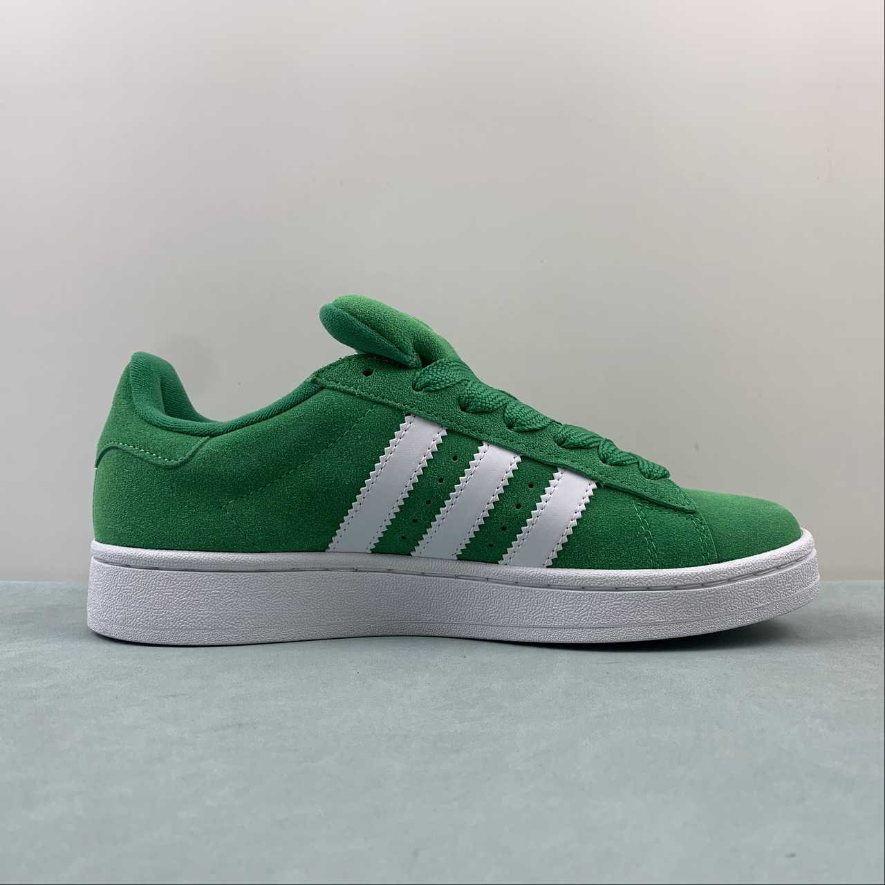 Adidas Campus 00s