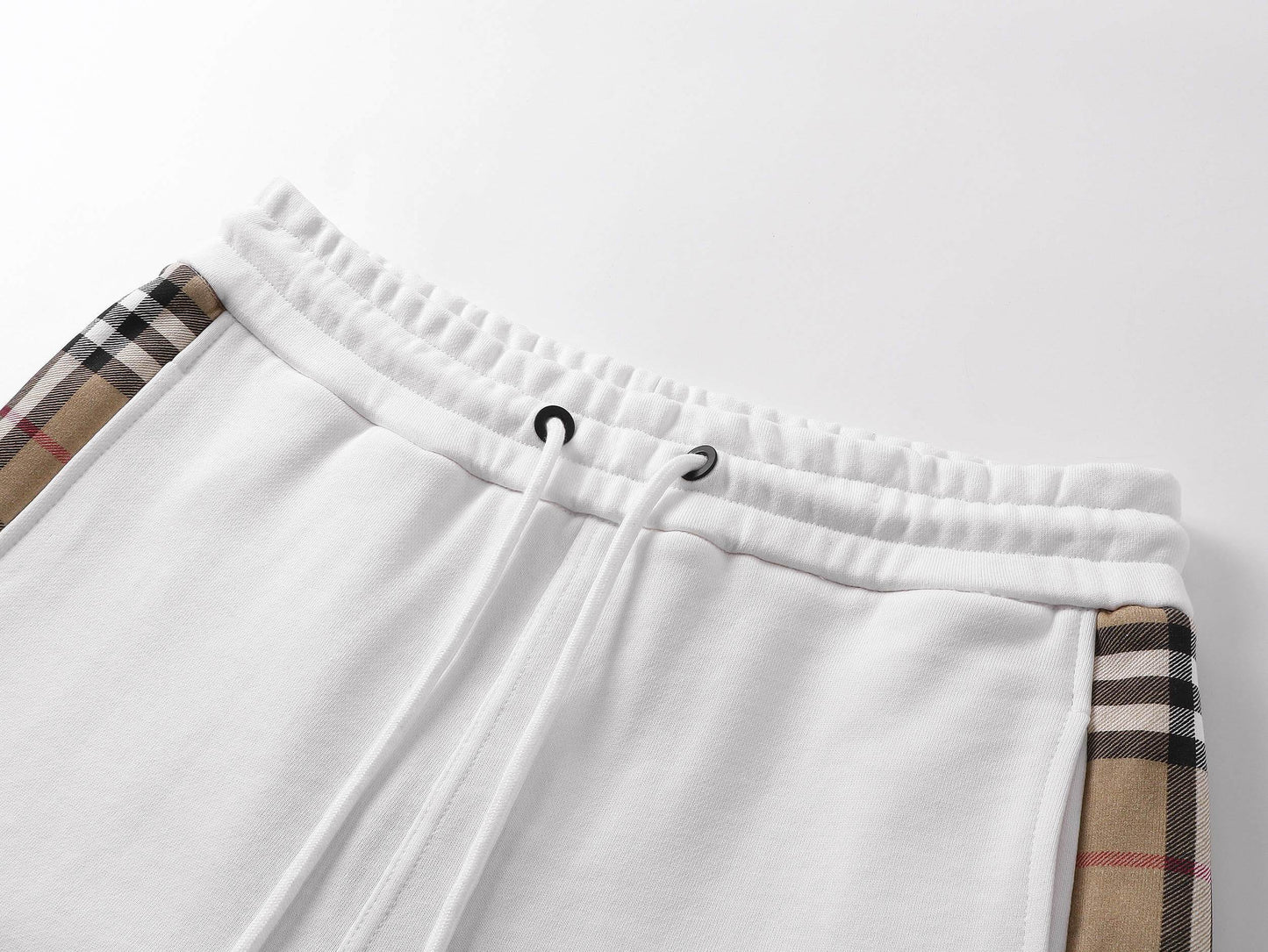 Short Burberry